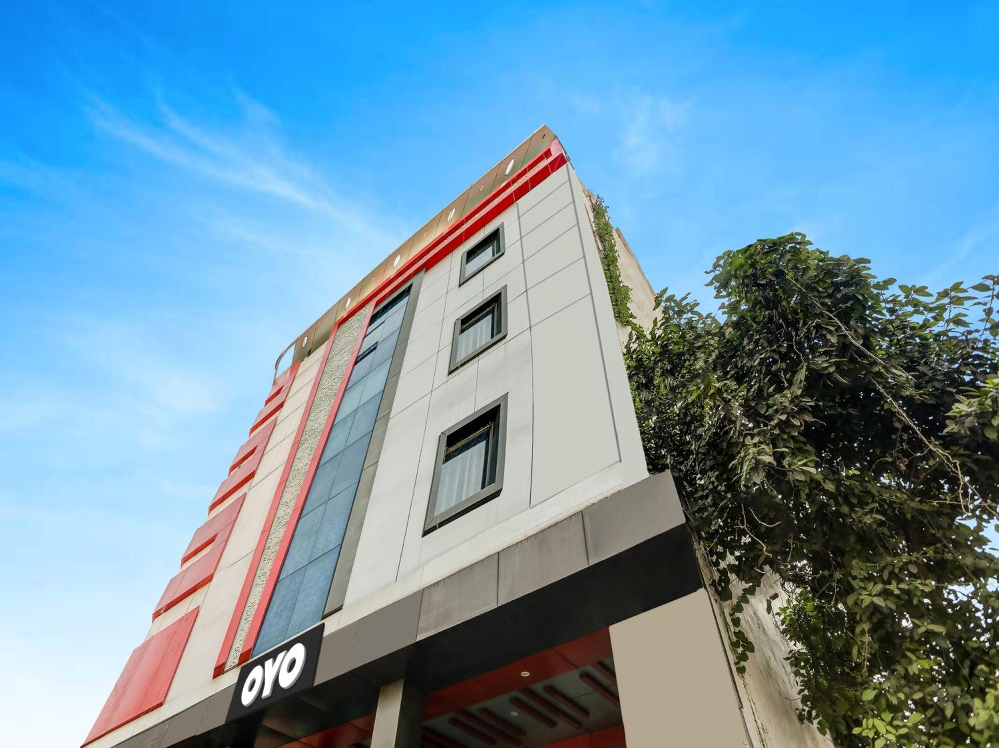Collection O The Leaf Paradise Lucknow Ngoại thất bức ảnh